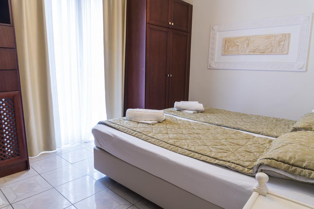 Hotel Zografos Paralía Exterior foto